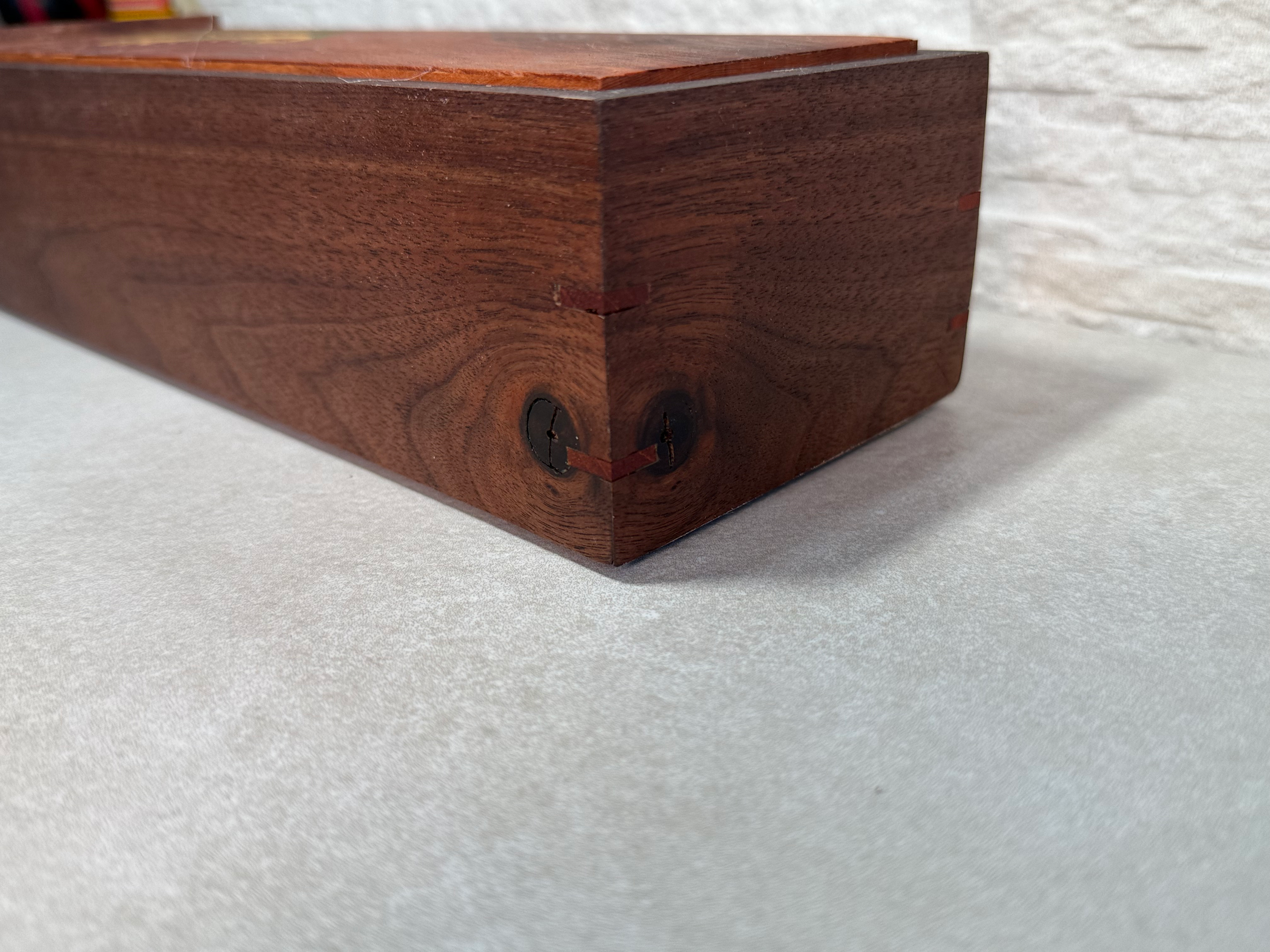 Fiddlehead Redwood Slider Box