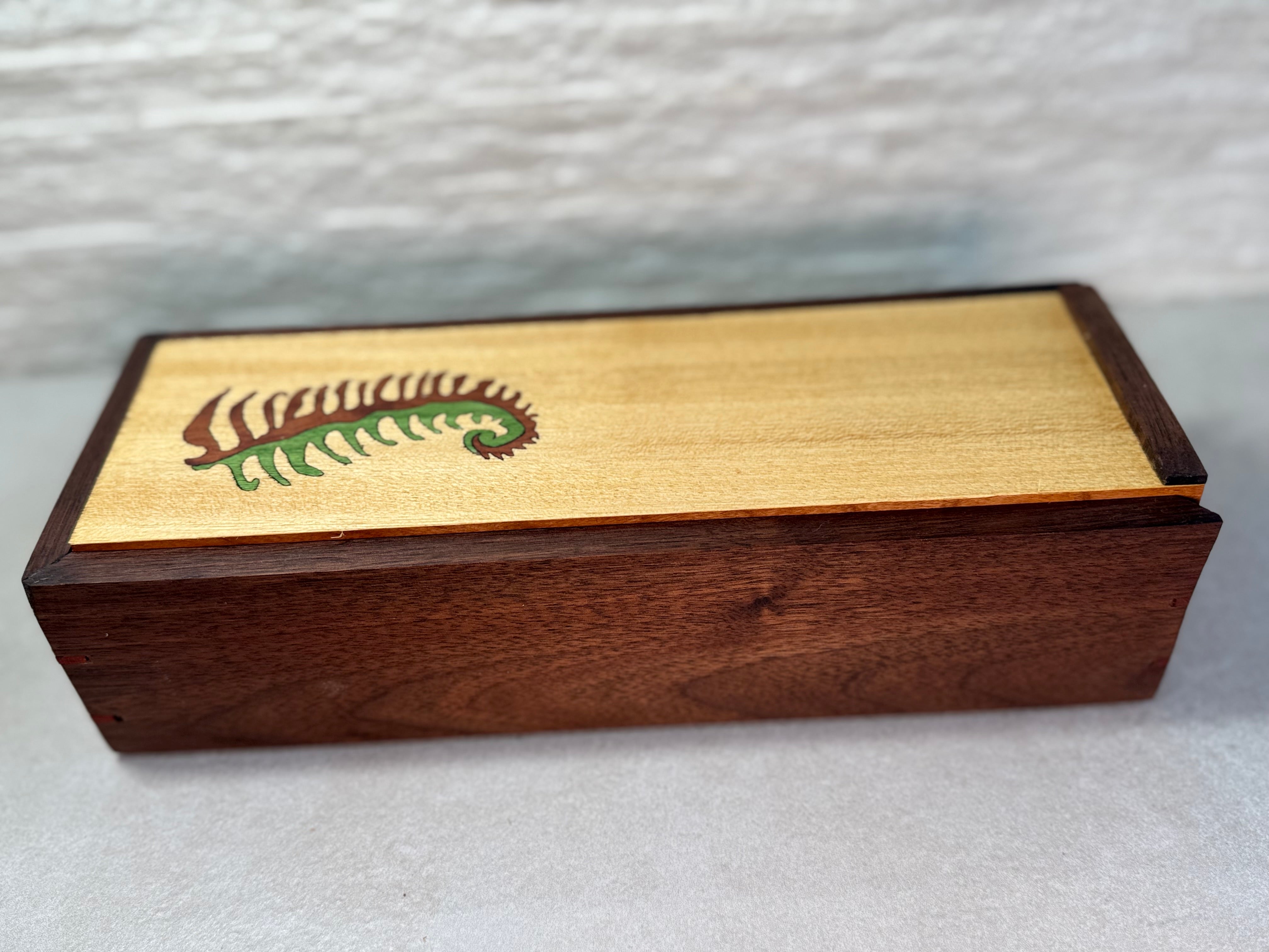Fiddlehead Cream Slider Box