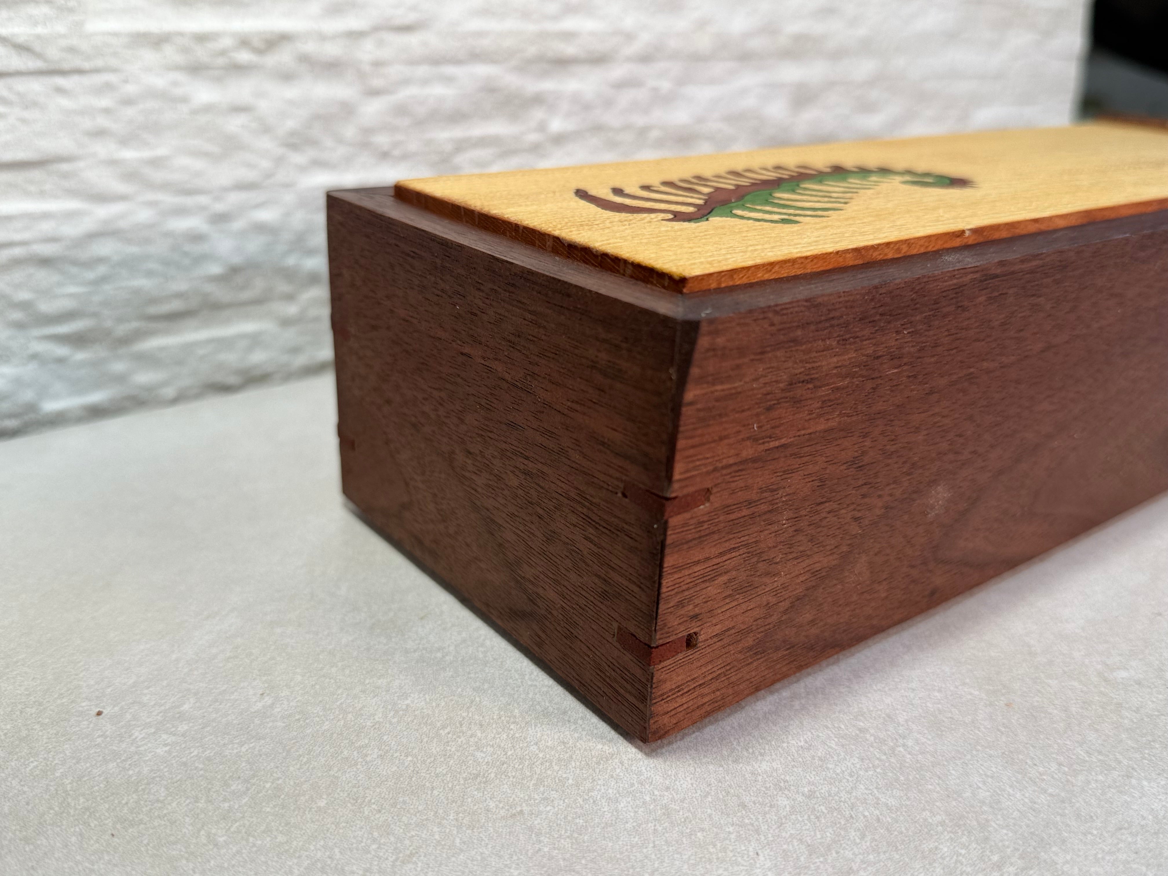 Fiddlehead Cream Slider Box