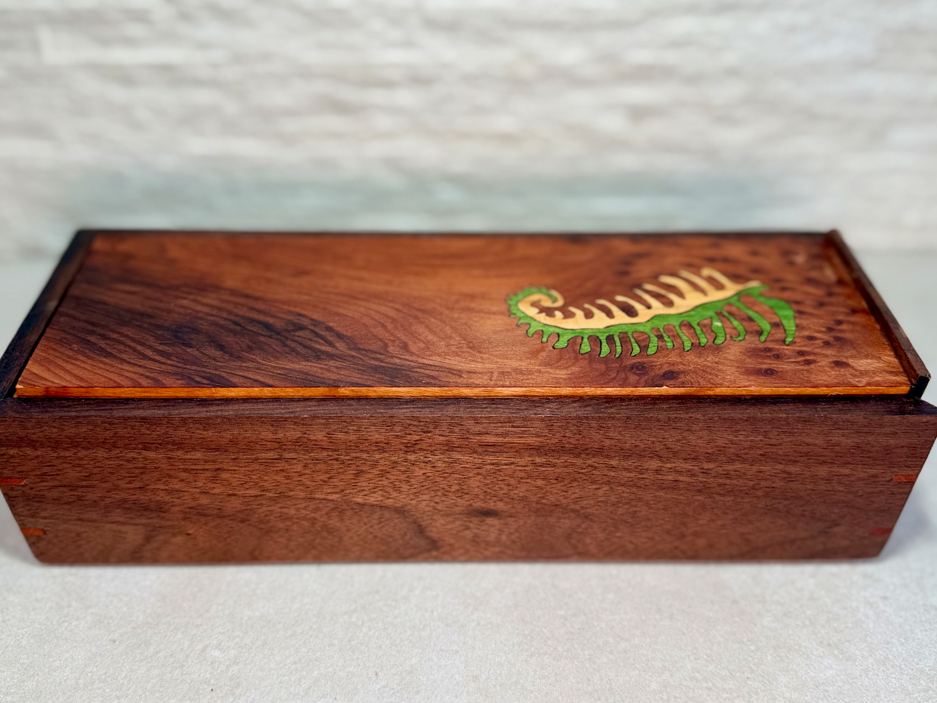 Fiddlehead Redwood Slider Box